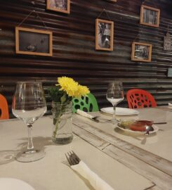 La Plage Resto Bar
